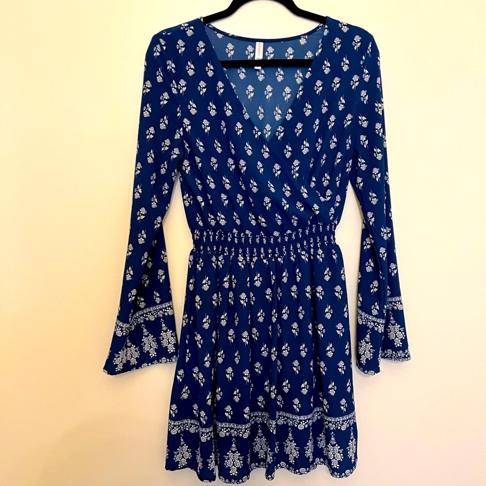 Long sleeve blue dress